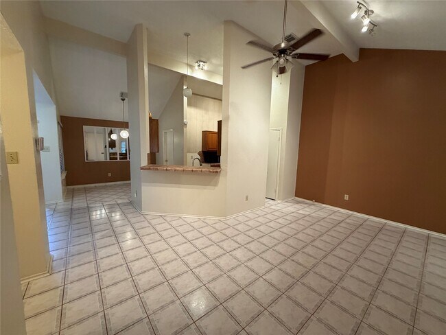 Building Photo - 1423 Elkwood Dr