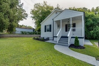 Building Photo - 510 N Germantown Rd