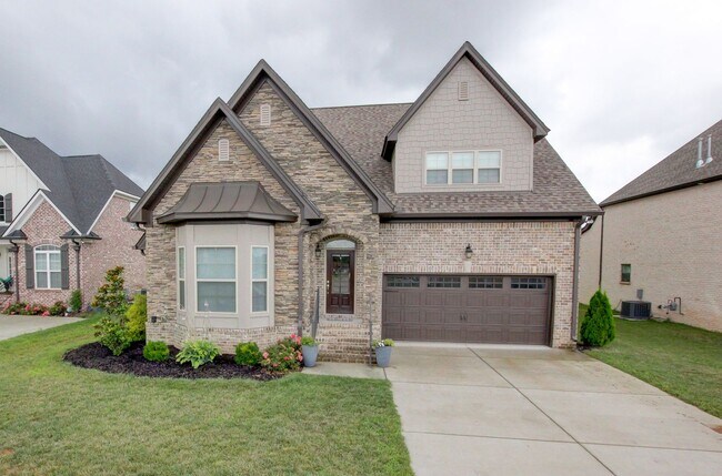 Building Photo - Custom Build in Sango.  Wow Factor