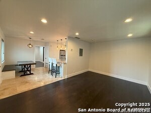 Building Photo - 2811 Woodbury Dr