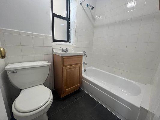 Building Photo - 1 bedroom in BRONX NY 10468