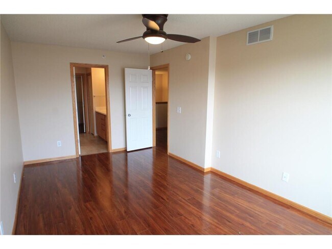 Building Photo - 2495 121st Cir NE