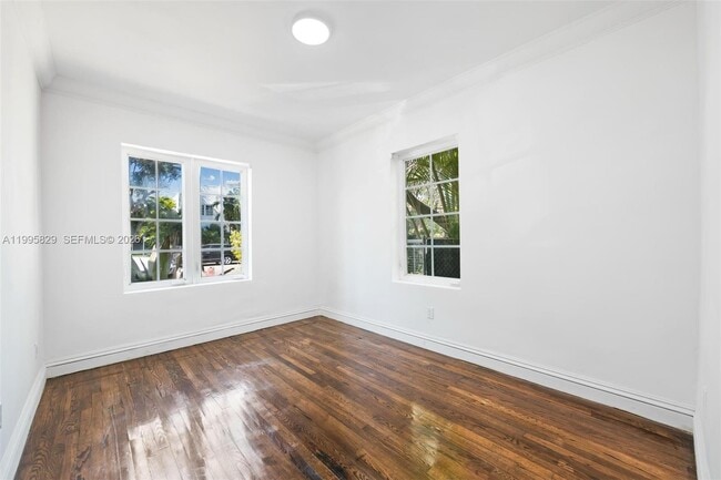 Building Photo - 1545 Meridian Ave