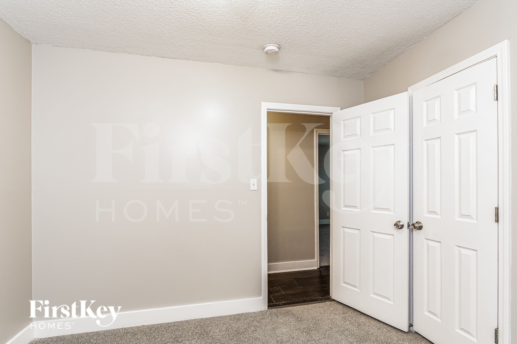 Building Photo - 1104 Raynor St