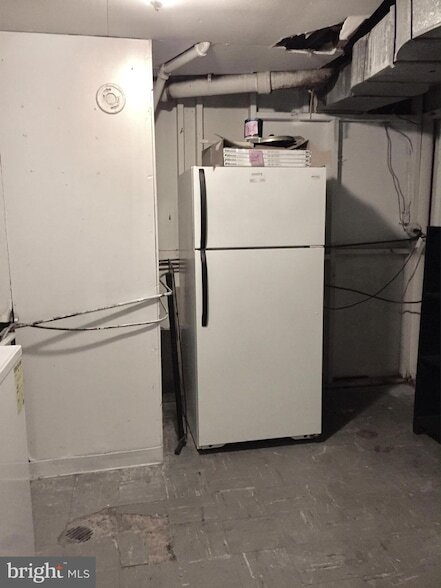 Building Photo - 7510 Cayuga Ave