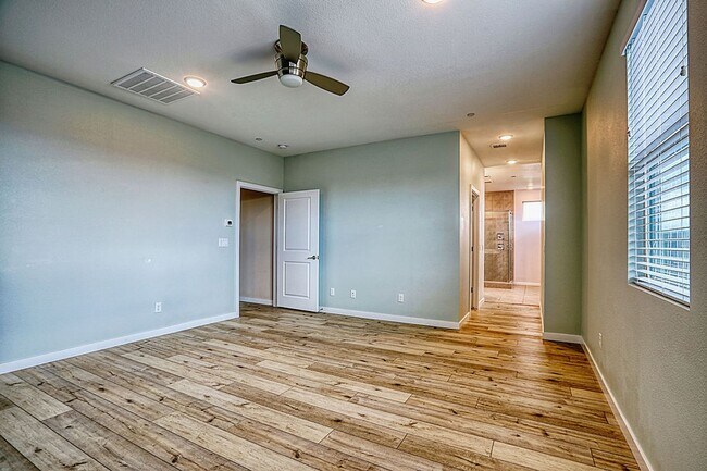 Building Photo - 3364 Caldora Ln