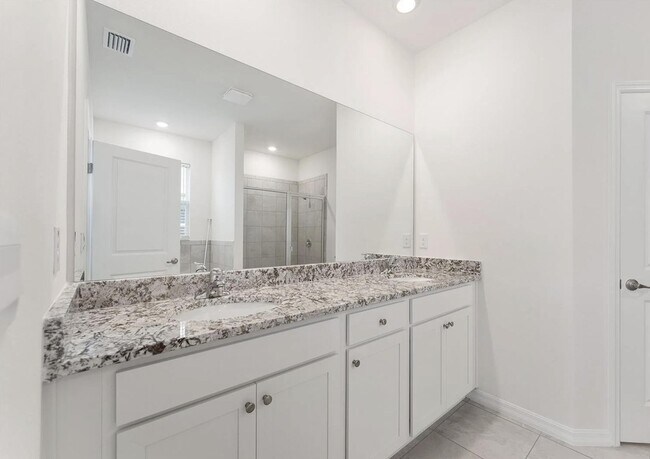 Building Photo - 4008 NW 48th Ter Rd