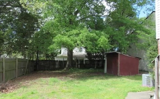 backyard - 4900 E Princess Anne Rd