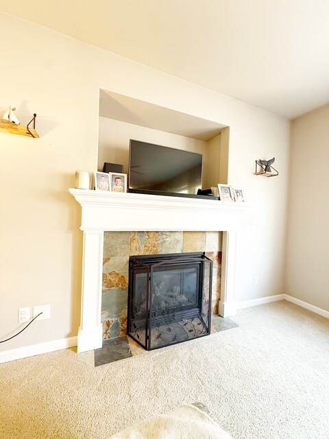 Building Photo - 2698 NE Noll Valley Loop
