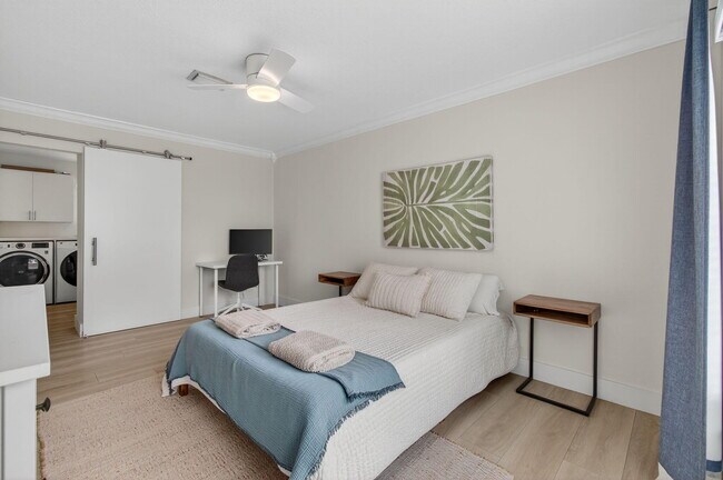 Building Photo - 802 Mallard Dr