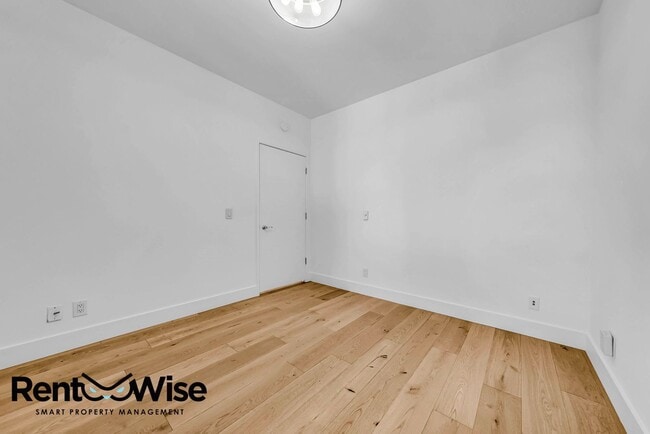 Building Photo - 1776 Sacramento St