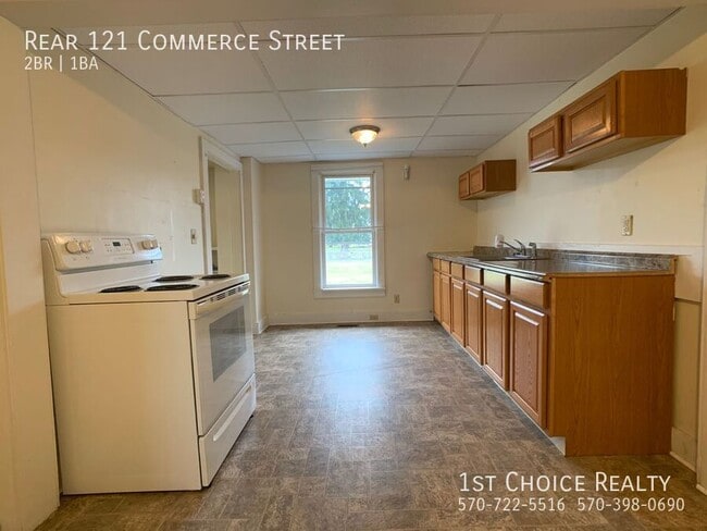 Building Photo - Rear 121 Commerce Street-