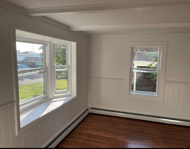 Building Photo - 44 Assonet St