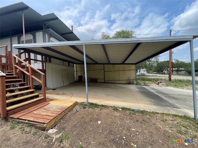 Building Photo - 1026 Rambling Dr