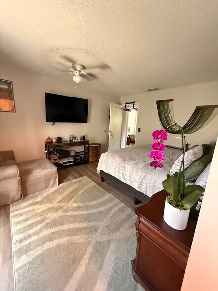 Building Photo - 40 Sheoah Blvd