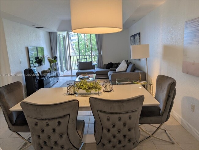 Building Photo - 10710 NW 66th St