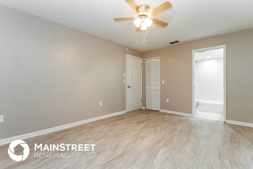 Building Photo - 11012 Bentwood Ct