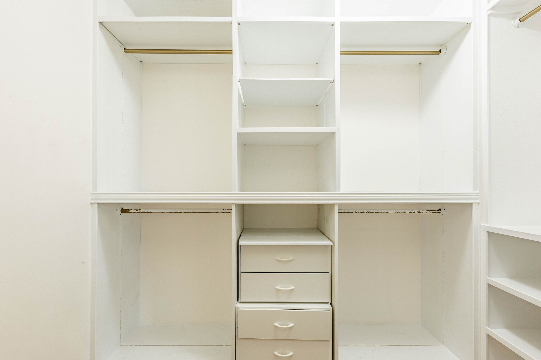 walk in closet-primary bedroom - 2965 Stockton Ct