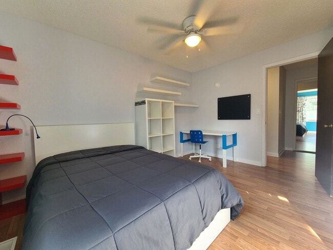 Building Photo - Furnished 2-Bedroom Condo in St. Joseph