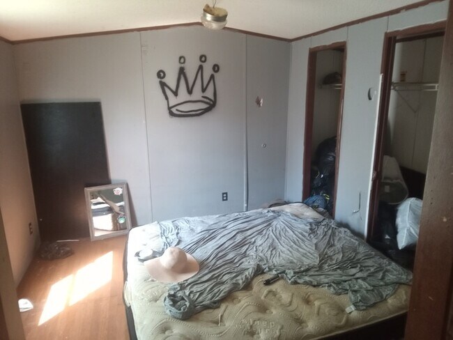 Building Photo - 3500 N Dirksen Pkwy