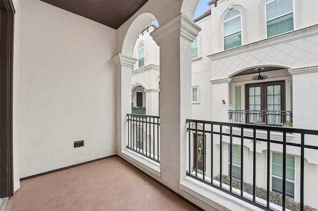 Building Photo - 2714 Freund St