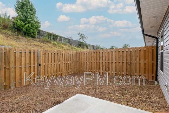 Building Photo - 5034 Greer Dr