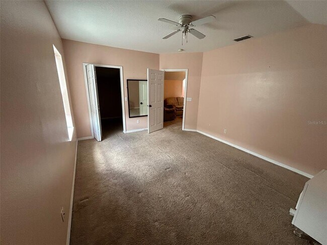 Building Photo - 1801 Colonial Woods Blvd