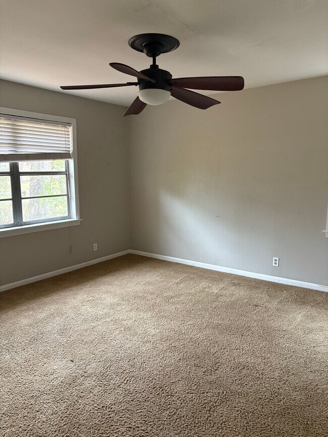 Building Photo - Great North Shreveport Home