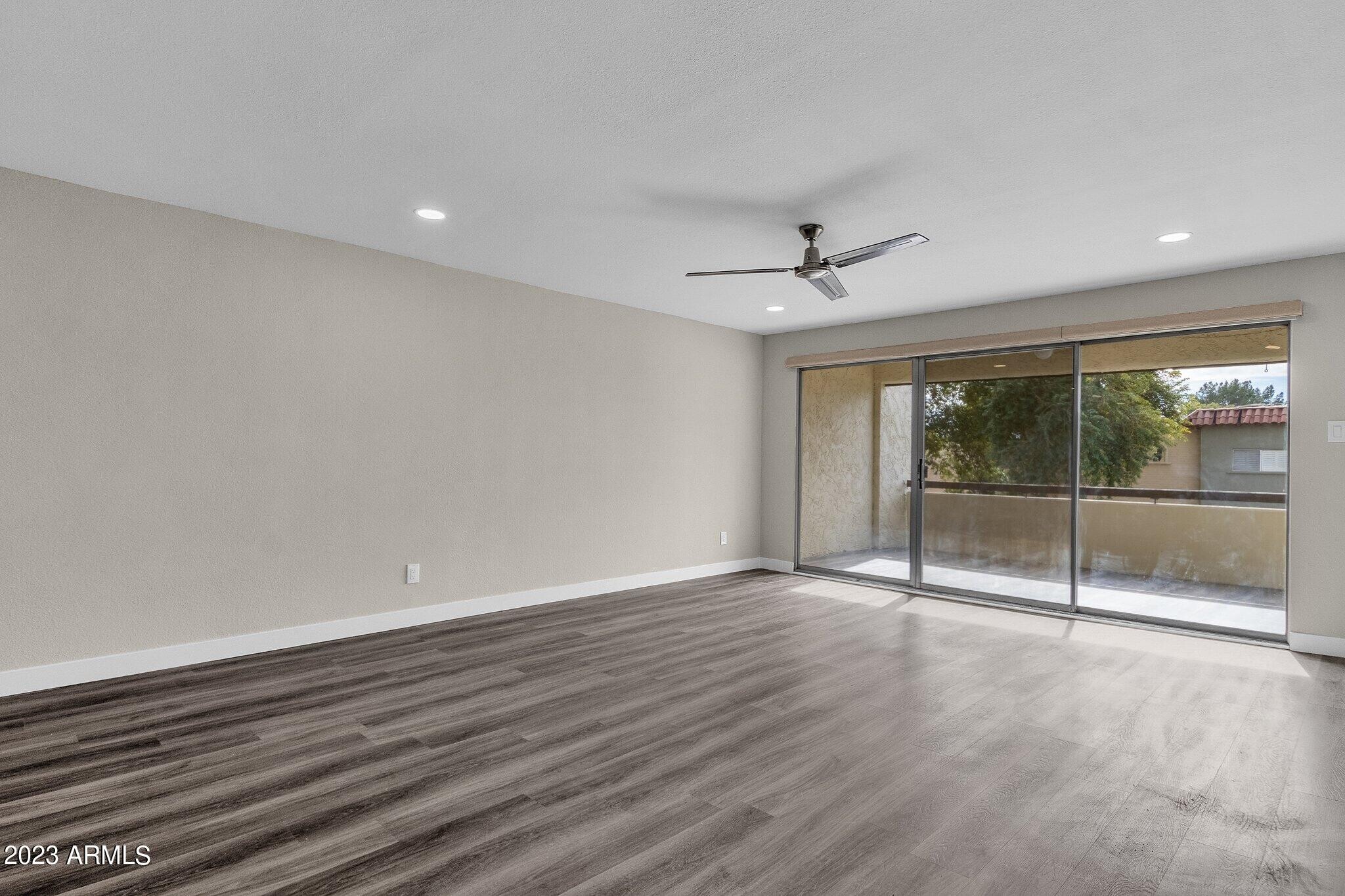 Building Photo - 7625 E Camelback Rd