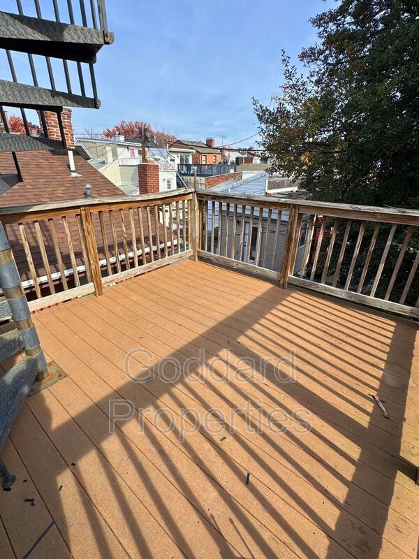 Building Photo - 407 S Wolfe St