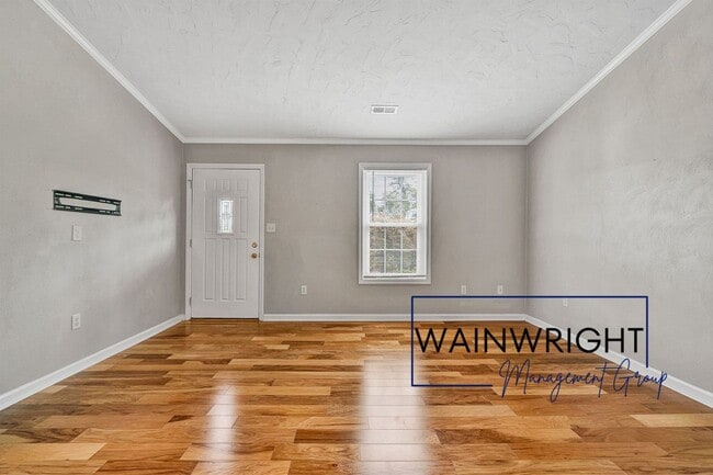 Building Photo - 1533 Blanton Ave SE