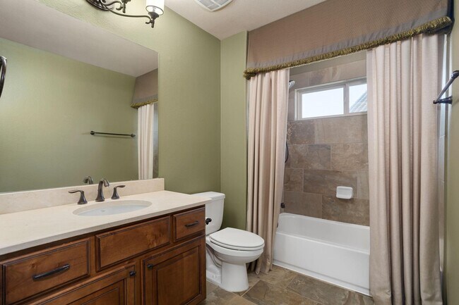 Building Photo - 2607 Hollingsworth Pine Ln