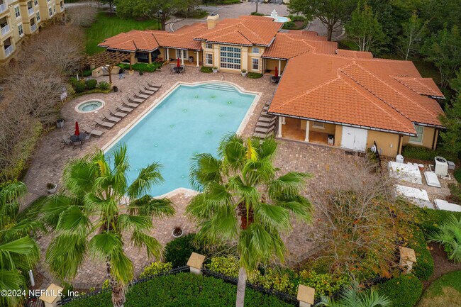 Building Photo - 4300 S Beach Pkwy