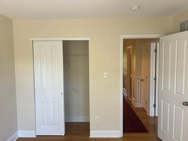 Building Photo - Carriage Style Townhome Now Available in W...