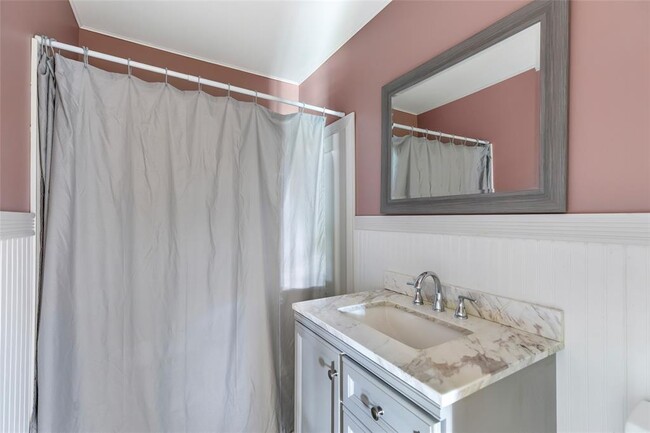 Building Photo - 27311 Kingport Dr