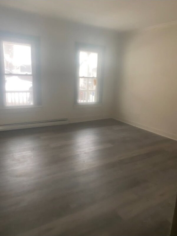 Building Photo - 32 3rd St