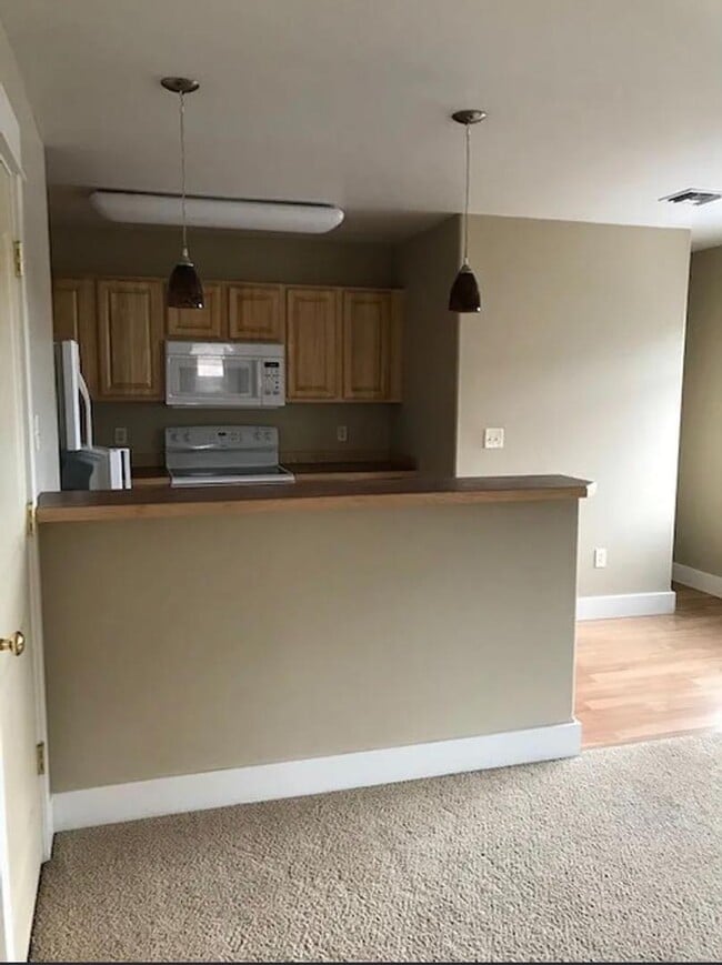 Building Photo - 311 Michael Grove Ave