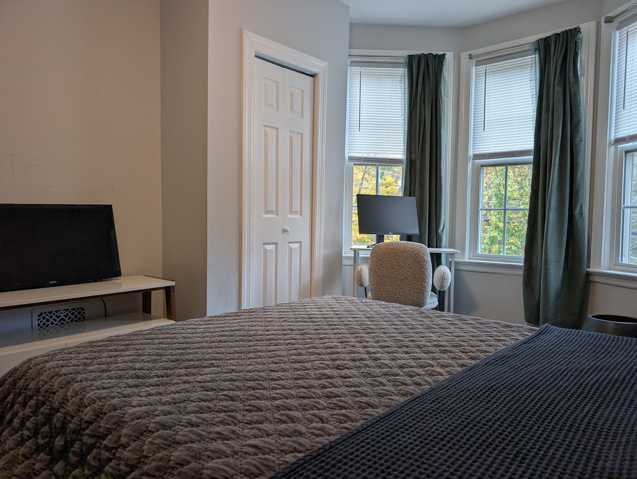 Building Photo - 156 Mercer St