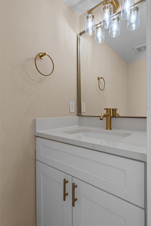 Building Photo - 11901 Swearingen Dr