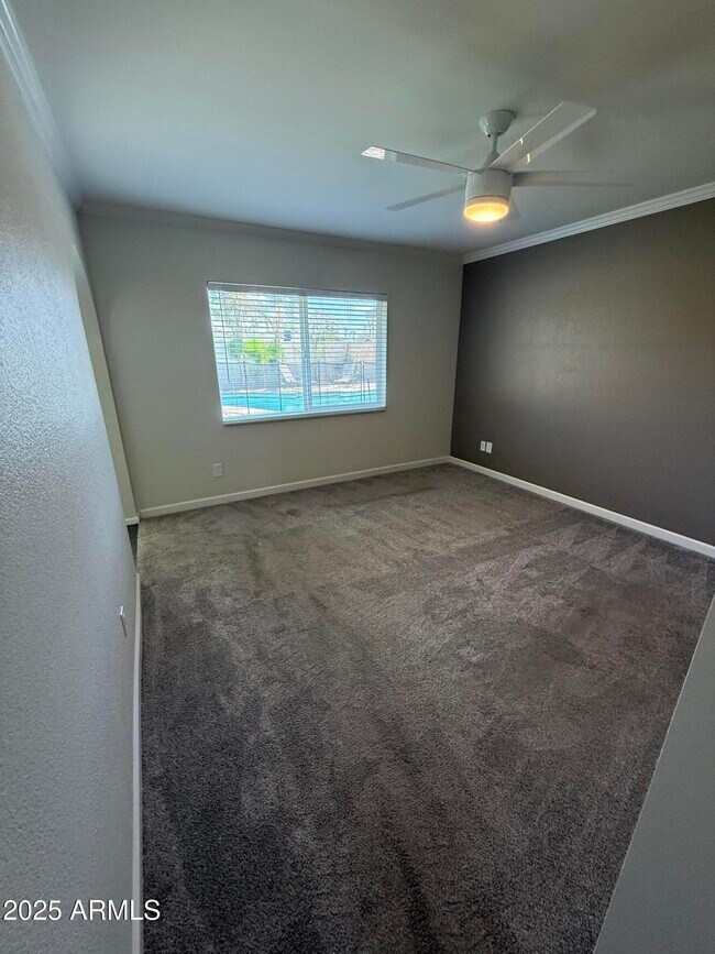 Building Photo - 5401 E Beck Ln