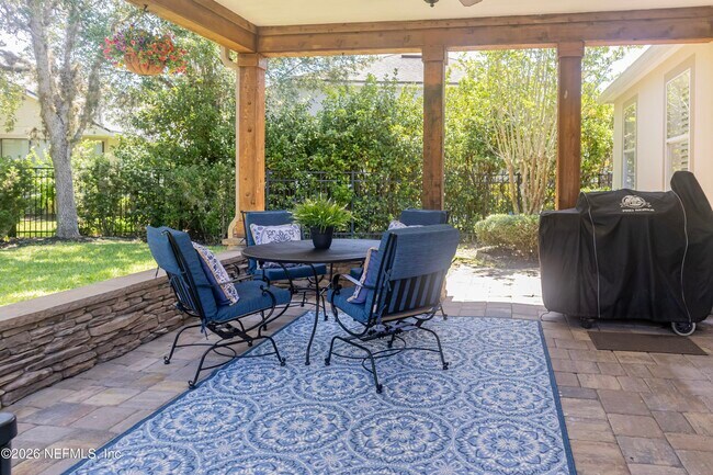 Building Photo - 904 Gallier Pl