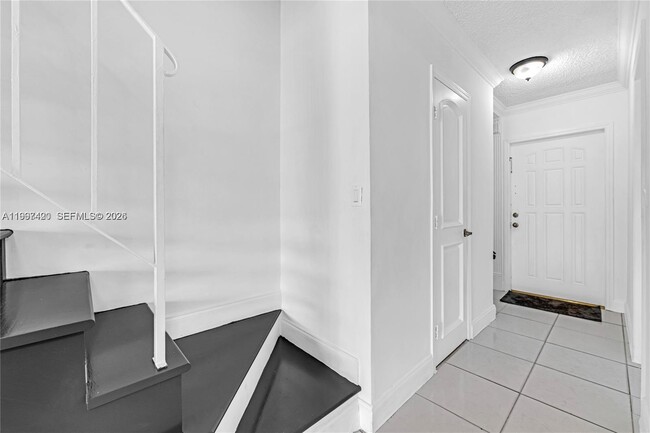 Building Photo - 1675 W 57th St