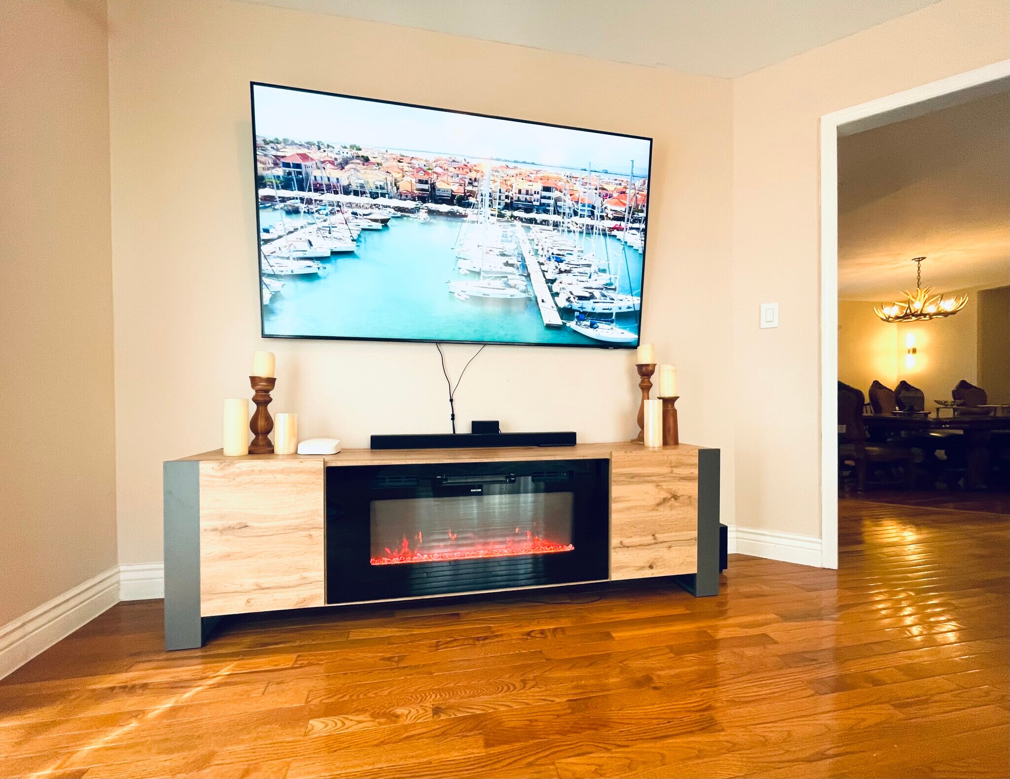 Building Photo - 157 Main St