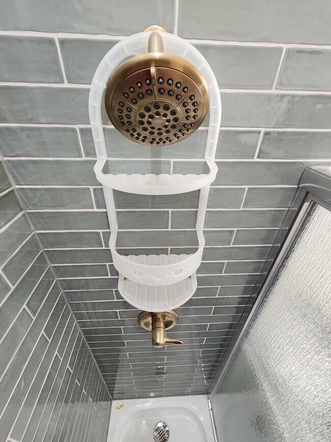 Building Photo - 6321 S Eberhart Ave