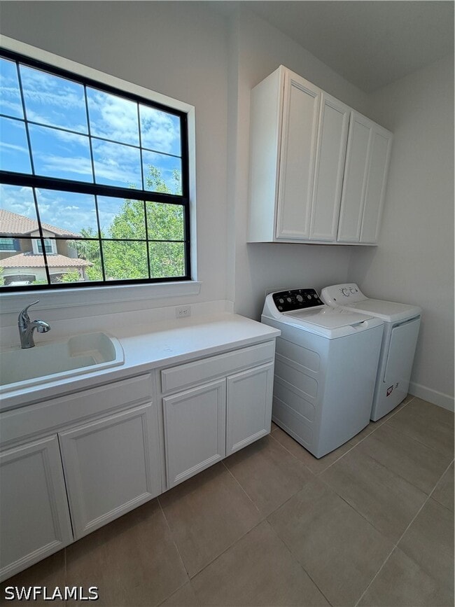 Building Photo - 15257 Zeno Wy