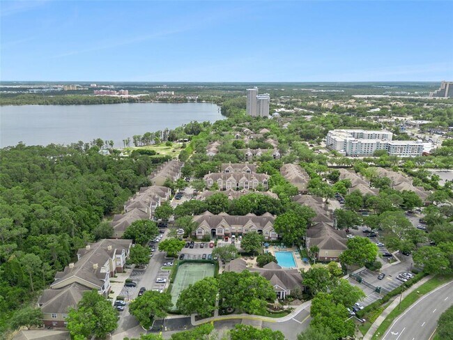 Building Photo - 13015 Plantation Park Cir