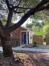 Building Photo - 4210 Lake Ave