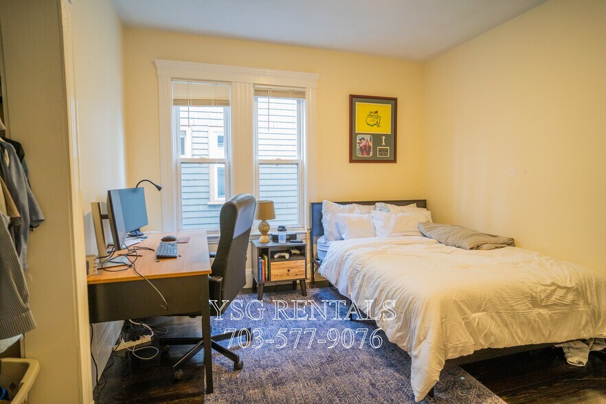 Building Photo - 85 Auckland St