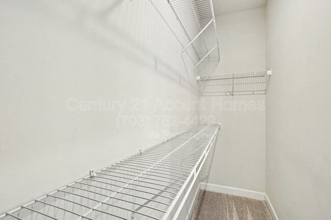 Building Photo - 2838 Dart Dr