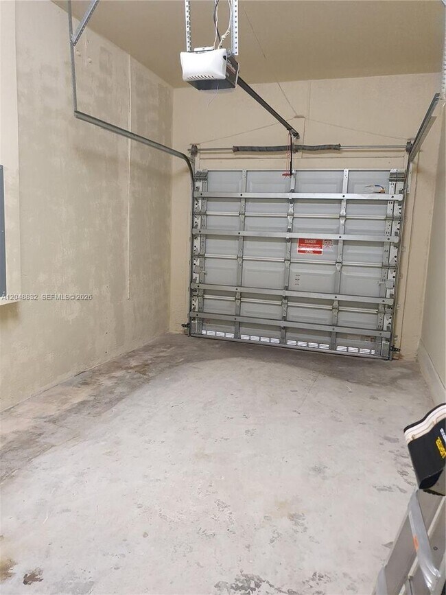 Building Photo - 9171 SW 169th Pl